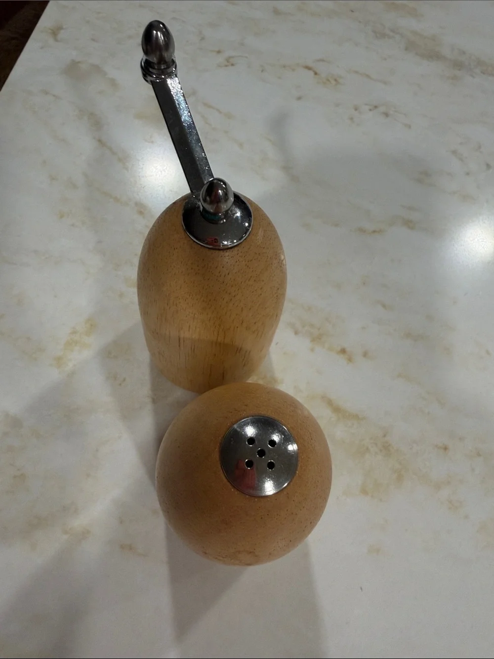 Wooden Salt and Pepper Mill Set - Natural Wood